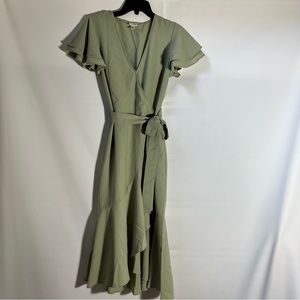 Flowy light green tie waist dress